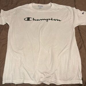 male medieum white champion shirt